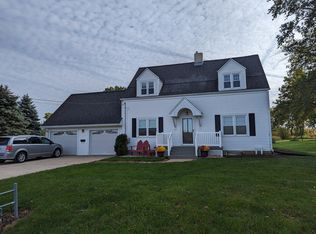 1743 N Mount Morris Rd, Mount Morris, IL 61054