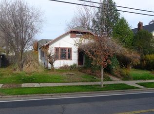 716 W Jackson St, Medford, OR 97501