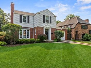 1111 S Home Ave, Park Ridge, IL 60068