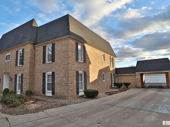 2nd image of 810 W Loire Ct APT 208D
