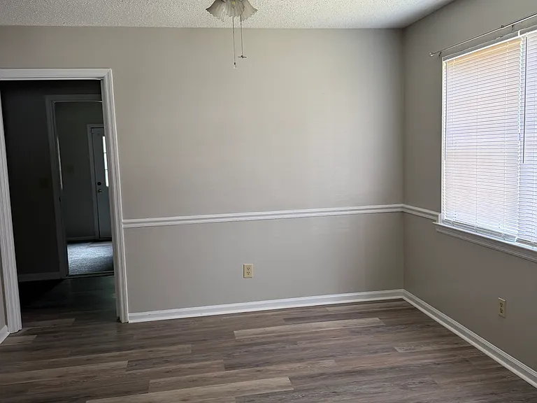 663 Windhaven Dr — Photo 37