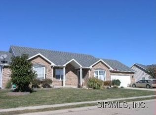 1029 Turtle Dove, Columbia, IL 62298