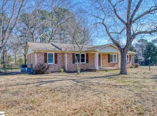 303 Reeves Dr, Simpsonville, SC 29681