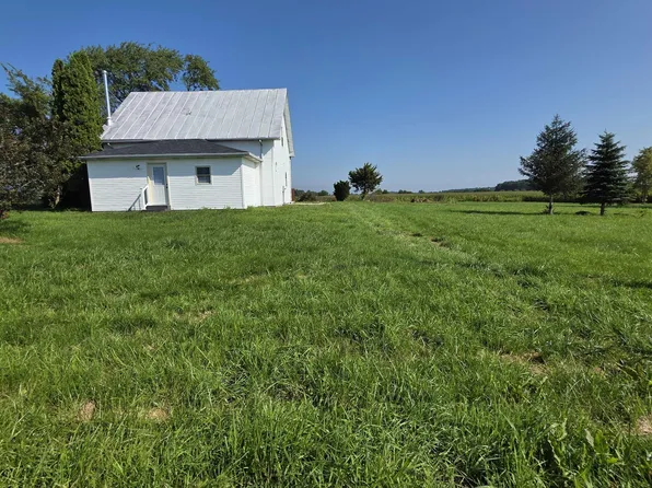 4990 W 400 N, Winchester, IN 47394