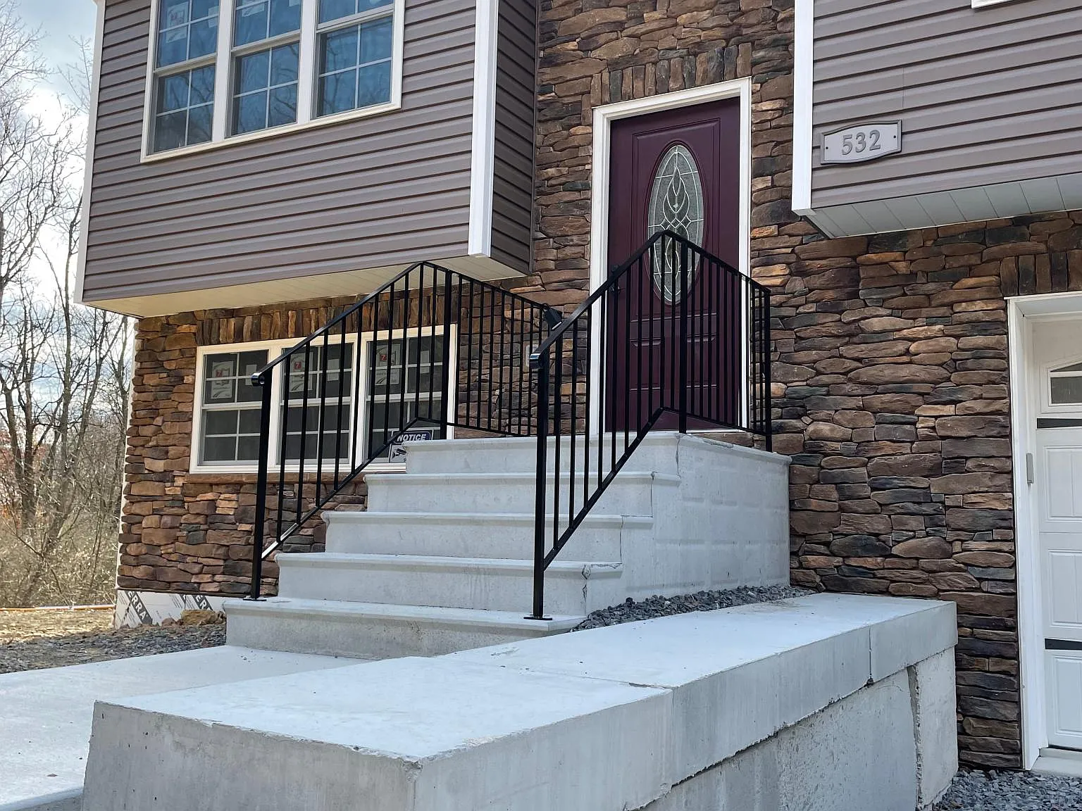 3 bed, 2.5 bath, 1381 sqft, $2,500 — Photo 1