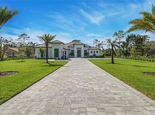 5750 Spanish Oaks Ln, Naples, FL 34119