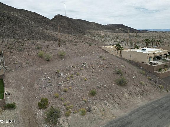 2nd image of 4116 Coral Reef Dr