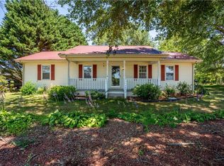 5002 Clarks Bridge Rd, Gainesville, GA 30506