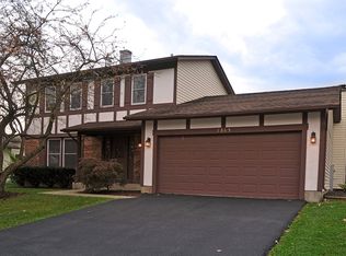 1365 Brittany Ct, Aurora, IL 60504