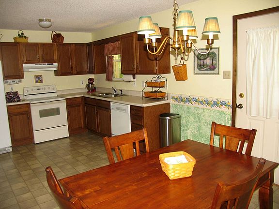 Dining area of kitchen