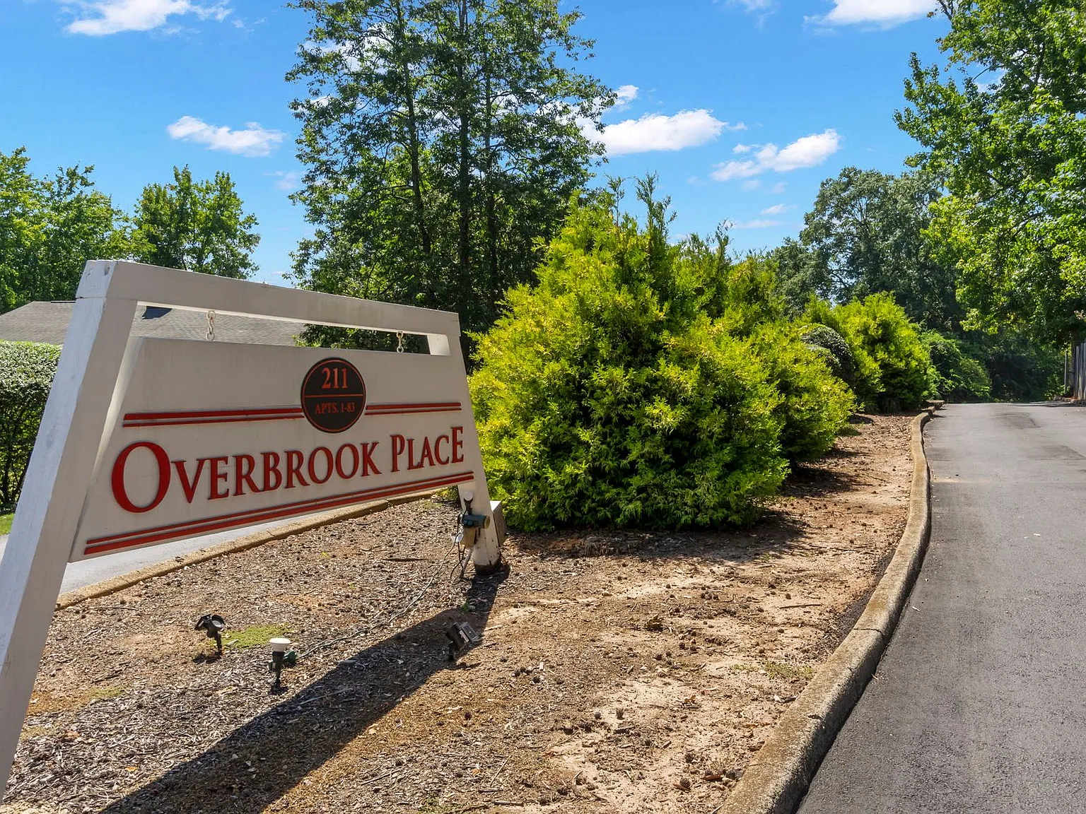 Overbrook Place Apartments — Photo 1
