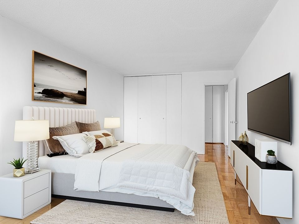 1st image of 429 E 52nd St APT 21B