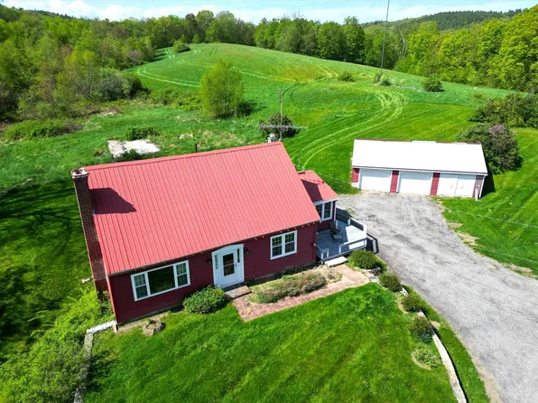 556 Huckle Hill Rd, Bernardston, MA 01337