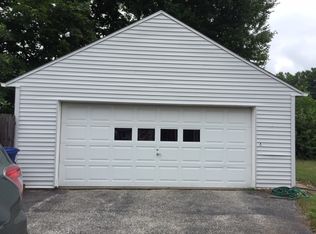 88 Jourmire Rd, Bridgeport, CT 06606