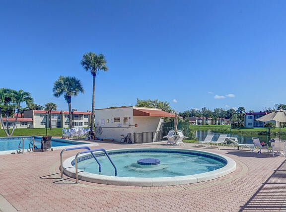 5th image of 235 Golden River Dr #235