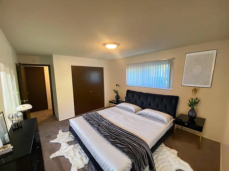 Olympic View Apartments — Photo 7