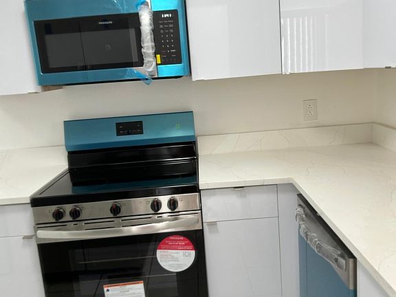 3rd image of 2800 Georgia Ave APT A8