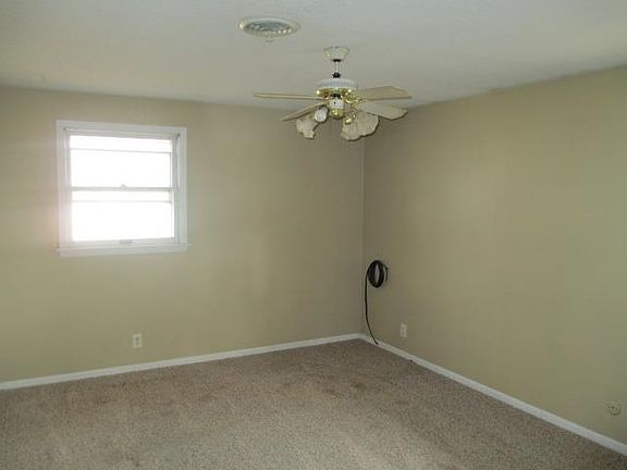 5th image of 3323 Magnolia Ct