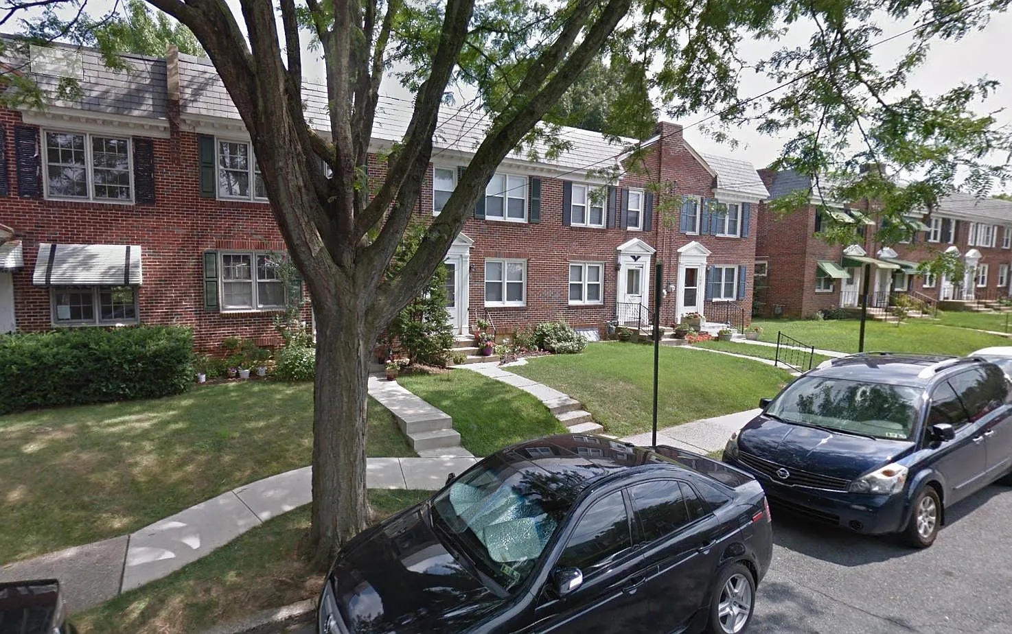 3 bed, 1102 sqft, $1,875 — Photo 2