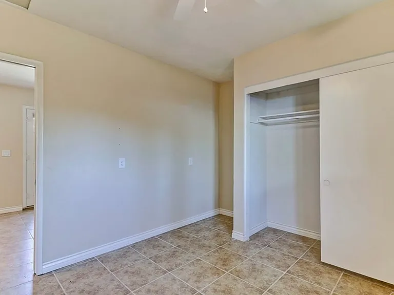 16054 Grand Ave #B — Photo 9