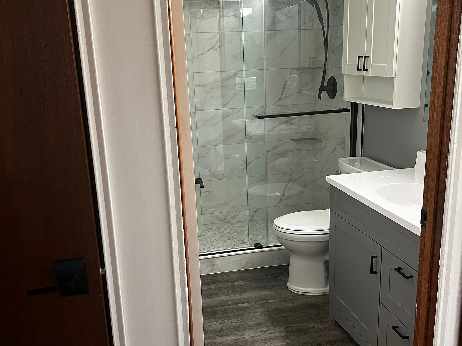407 W Divide Ave — Photo 4