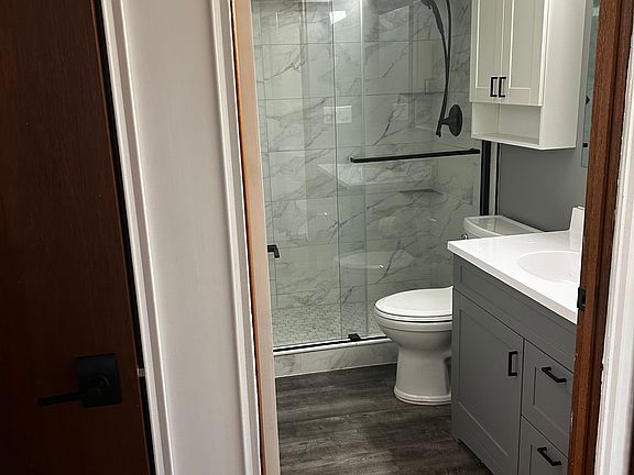 3rd image of 407 W Divide Ave #5
