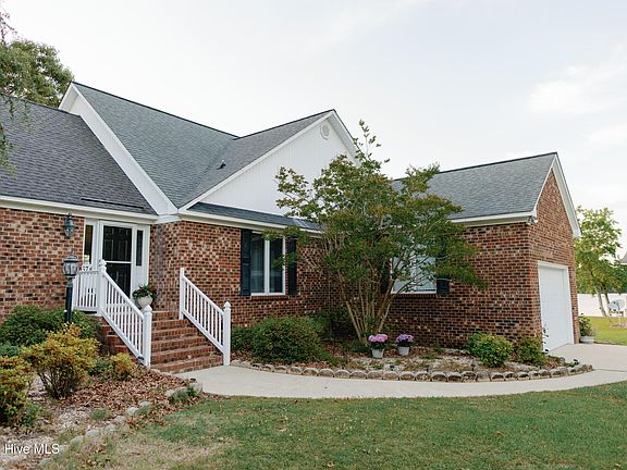 5th image of 674 Brooks Road