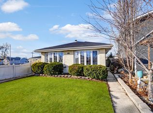 7754 S McVicker Ave, Burbank, IL