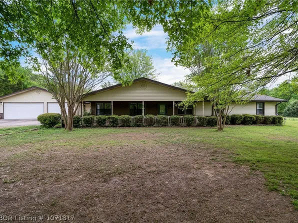 1333 S Arkansas Ave, Van Buren, AR 72956