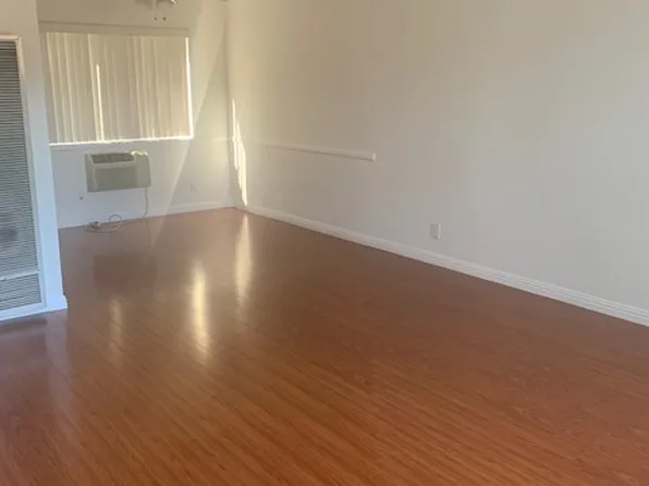 2126 Montrose #3, Montrose, CA 91020