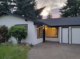 12747 NE Holladay St, Portland, OR 97230