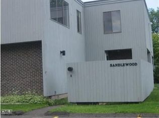 1 Sandlewood Ln, Ridgefield, CT 06877