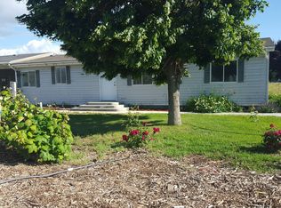 71120 Hendergart Ln, Boardman, OR 97818