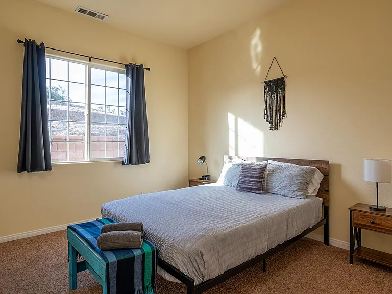 4980 Surrey Ct — Photo 34