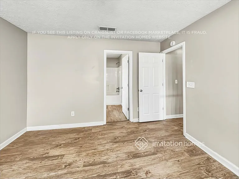 4930 Watson Farms Ln — Photo 11