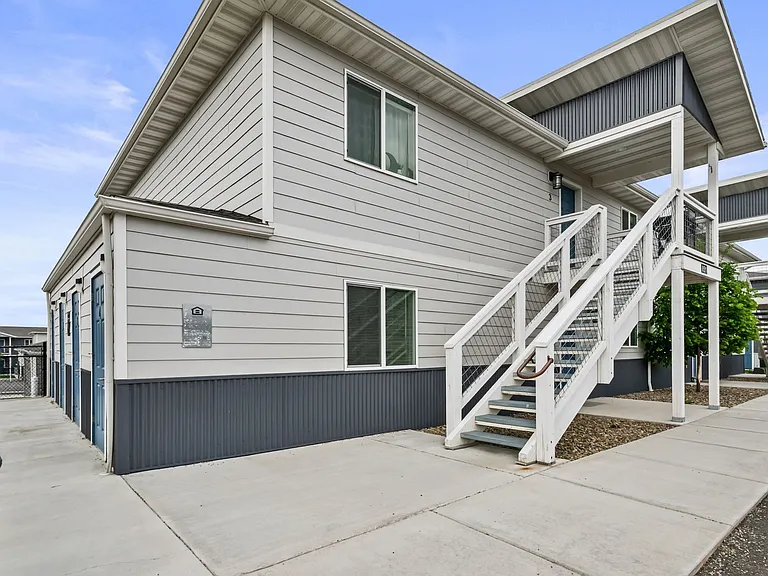 $1000 Off Move in Special, Ends June 16th! | Pet Friendly 3 Bedroom Apartments — Photo 19