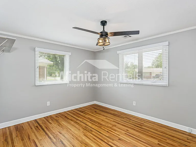 4536 S Glenn Ave — Photo 9