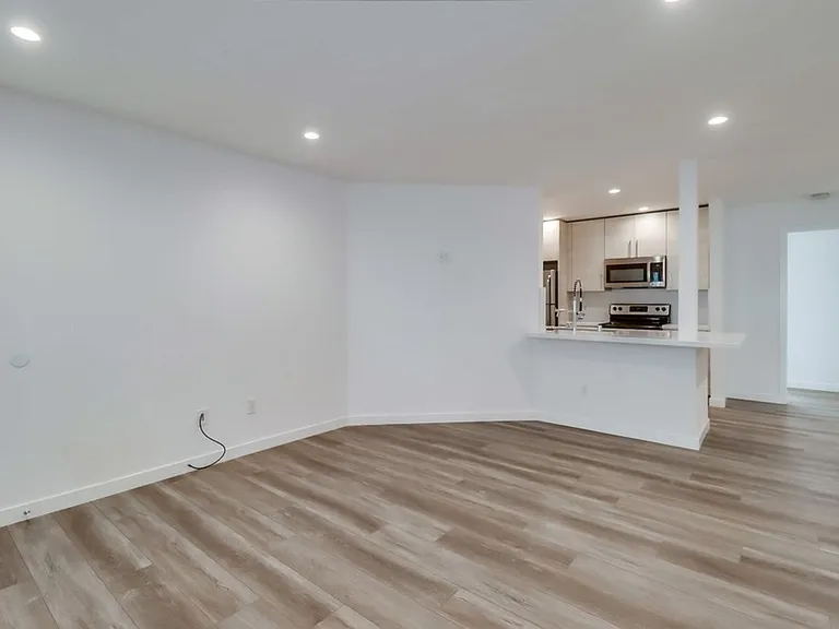 Beautifully Renovated Property perfectly situated between North Park and Normal Heights! — Photo 9