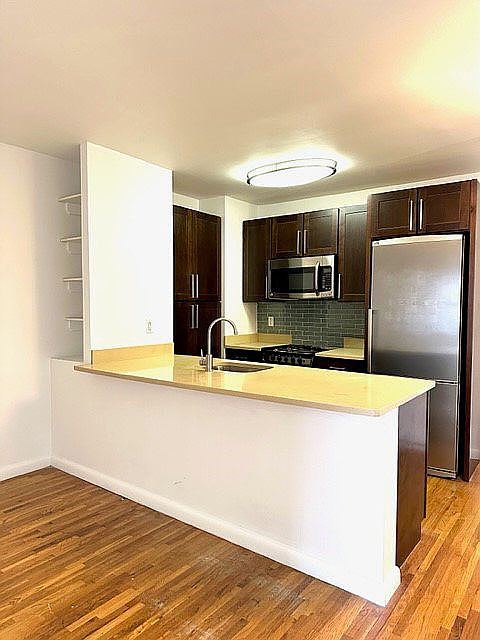 1st image of 207 E 37th St APT 5K