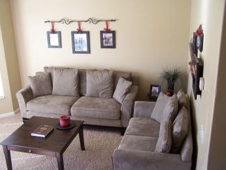 3rd image of 2290 N Sunset Dr