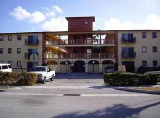 16215 NE 18th Ct APT 102, North Miami Beach, FL 33162
