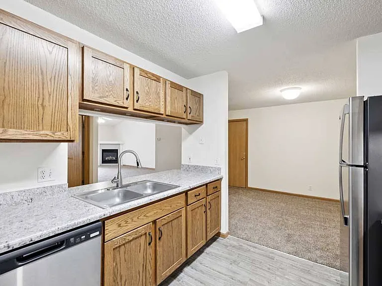 Northbrook Apartments — Photo 333