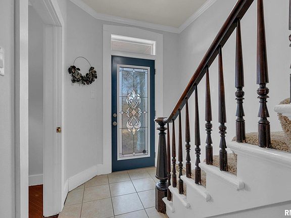3rd image of 1409 Mulberry Ave