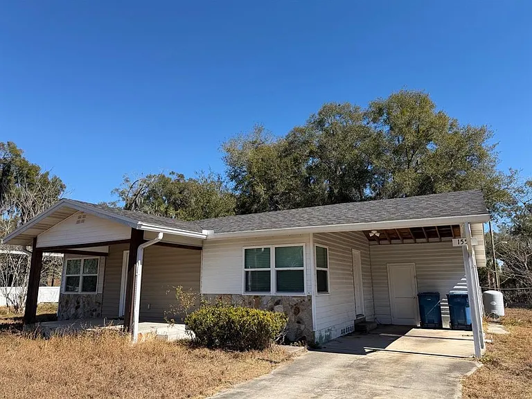 1557 S Clara Ave — Photo 2