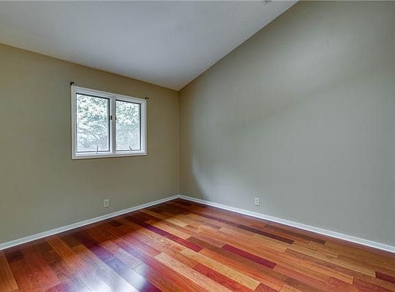 3rd image of 763 Harpeth Trace Dr