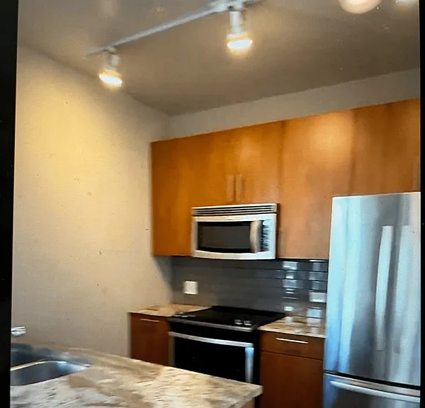 11 W Grand Ave — Photo 6