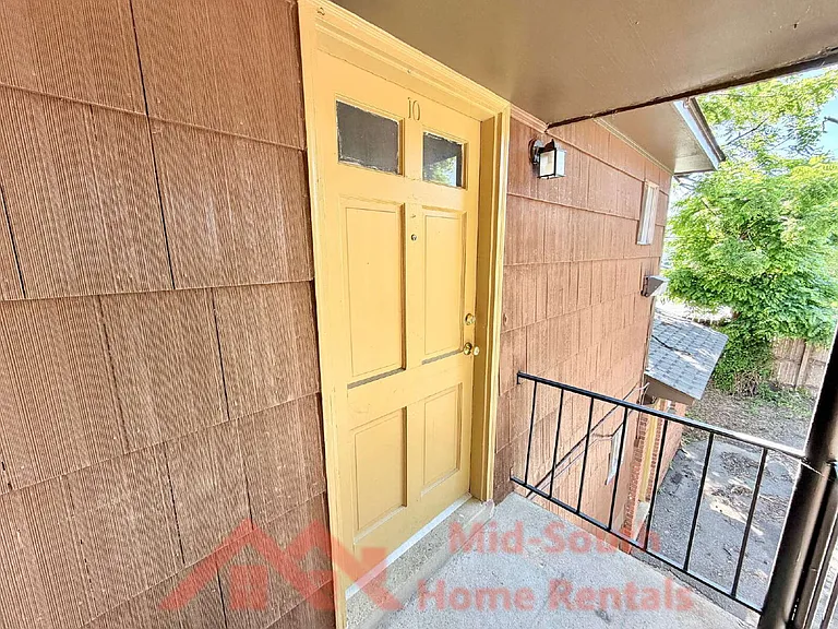 25 N Idlewild St #10 — Photo 3