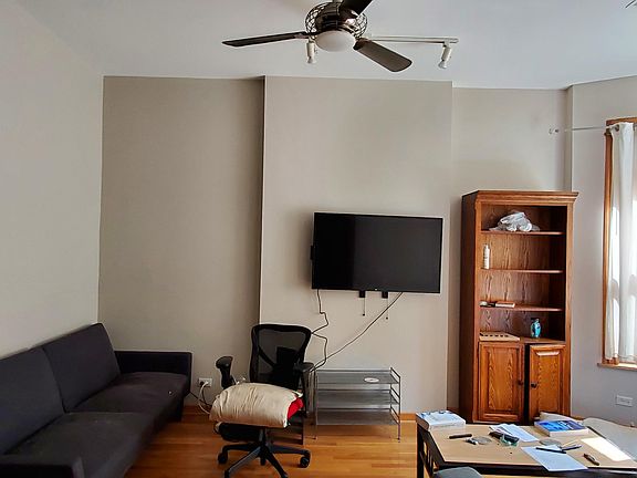 5th image of 3845 N Kenmore Ave #1A