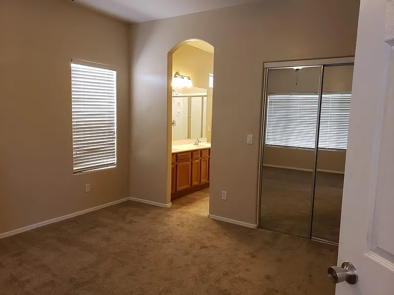 44714 W Alamendras St — Photo 13