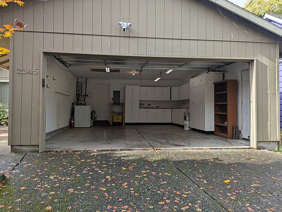 2 car garage